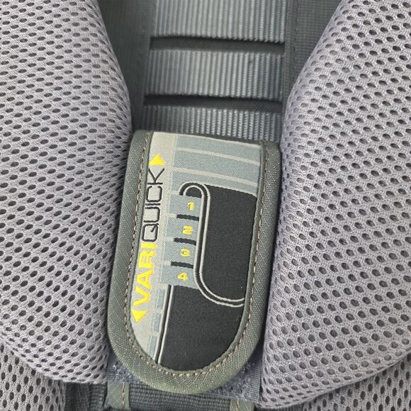 Deuter Kid Comfort II Child Carrier Hiking Backpack H2O Variflex VariQuick Blue - Picture 9 of 16